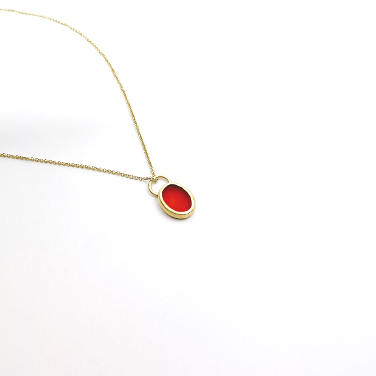 Collier Lava