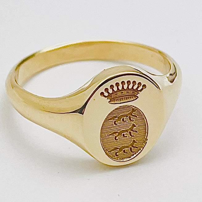 Louise Vurpas - Sur-mesure - Chevalière Alice - Or jaune 750/1000 - Gravure Laser - 4,52 grammes