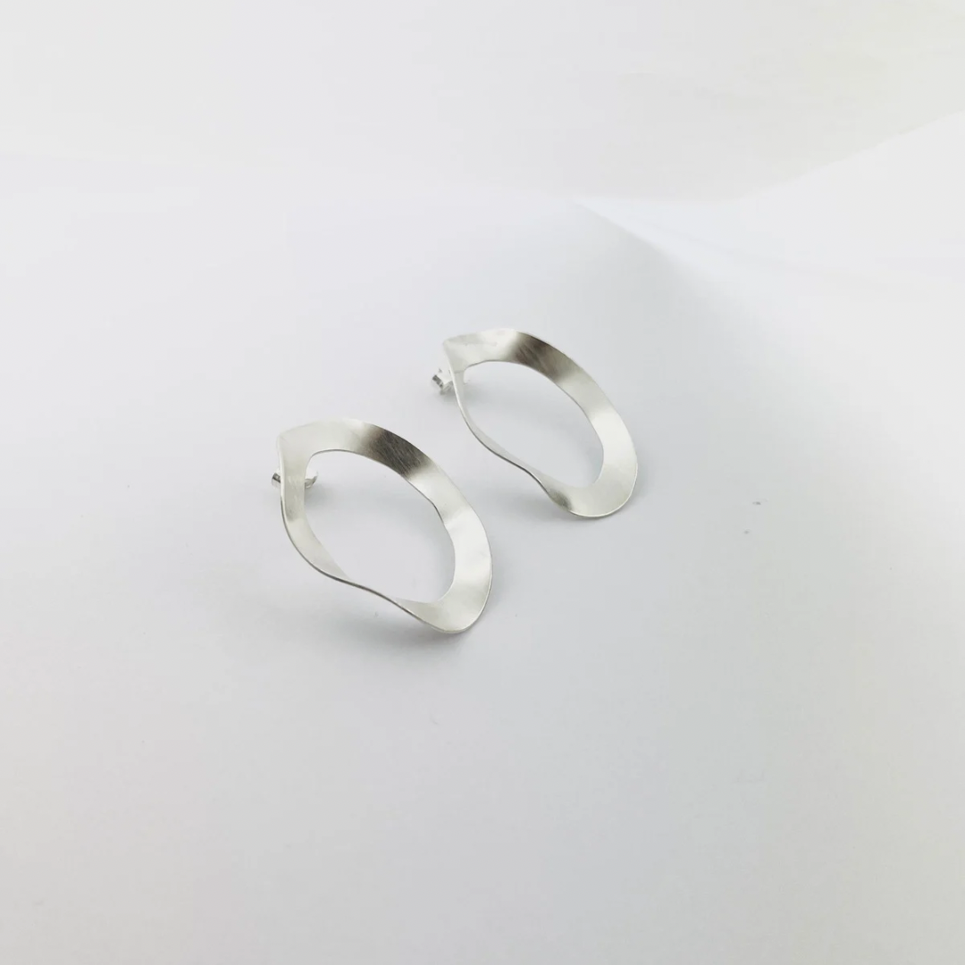Pompette Oval Earrings